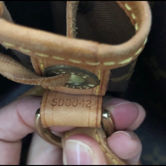 Authentic Vintage Louis Vuitton Petit Noe - Picture 7 of 9